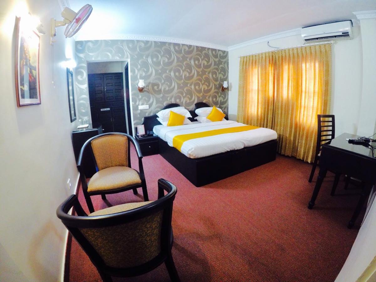Hotel Capital O 46475 Gd International Redfort Nilambūr Exterior foto