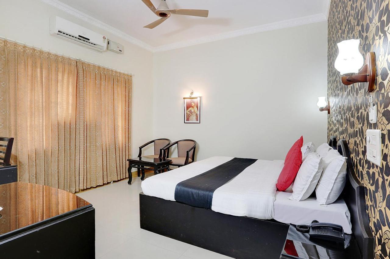 Hotel Capital O 46475 Gd International Redfort Nilambūr Exterior foto